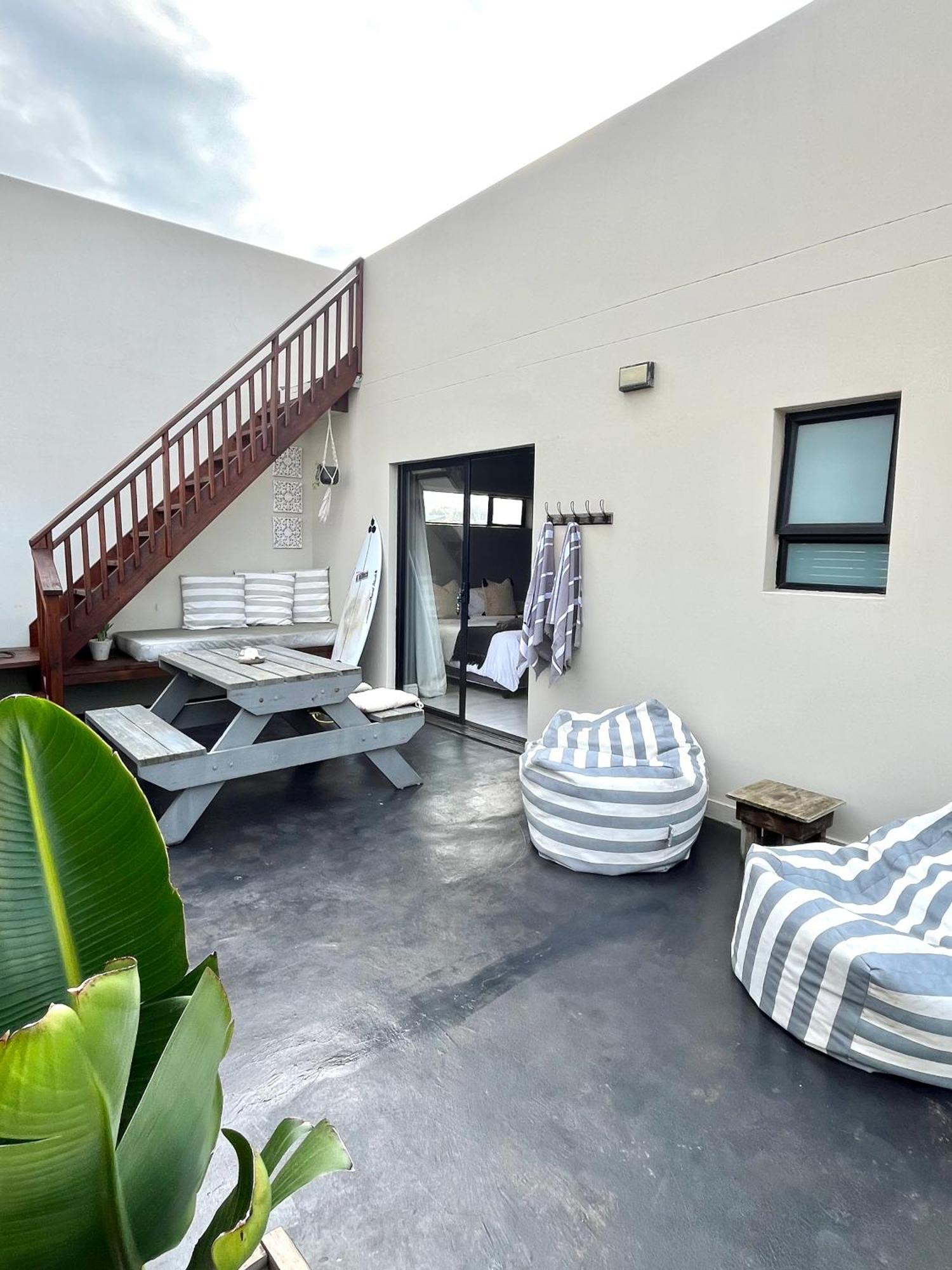 Lower Point Surf Studio Jeffreys Bay Dış mekan fotoğraf