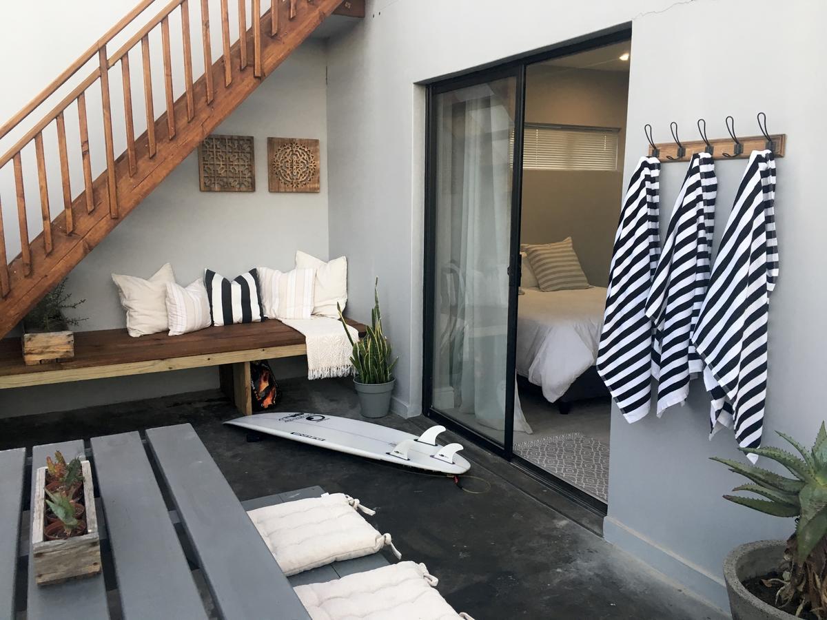 Lower Point Surf Studio Jeffreys Bay Dış mekan fotoğraf